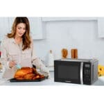 Blaupunkt 1.5cu. ft. Digital Microwave 1000watts, Black - Image 3